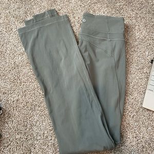 Lululemon Groove Pant Flare Size 8